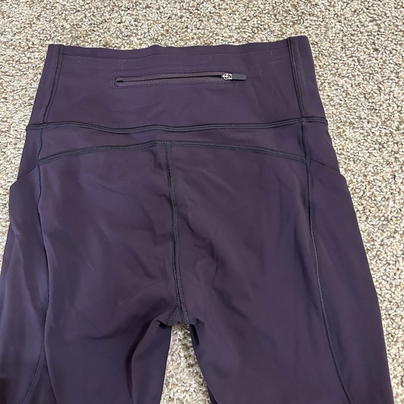 Lululemon Pace Perfect Crop (17") Boysenberry Purple Leggings Women’s Size 6 Run - Picture 8 of 11